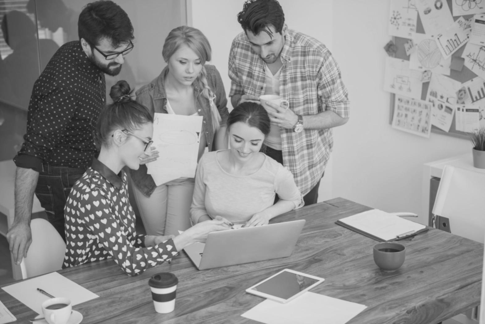 Espacio de trabajo moderno para emprendedores
